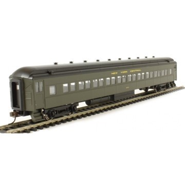 BACHMANN 13704 HEAVYWEIGHT 72FT COACH LIGHTED-NYC