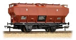 BRANCHLINE 38-500 BR COVERED HOPPER BAUXITE