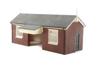 HORNBY R9821 WAYSIDE HALT BUILDING