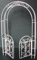WHITE WIRE ARCHWAY  WITH GATES