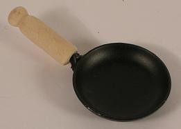 FRYPAN-WOODEN HANDLE