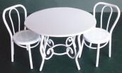 WHITE WIRE ROUND TABLE & CHAIRS