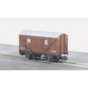 PECO NR-43E NE BOX VAN 