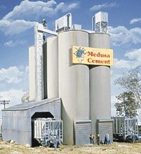 WALTHERS 933-3019 MEDUSA CEMENT COMPANY KIT