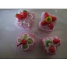MINI CAKES-pink icing